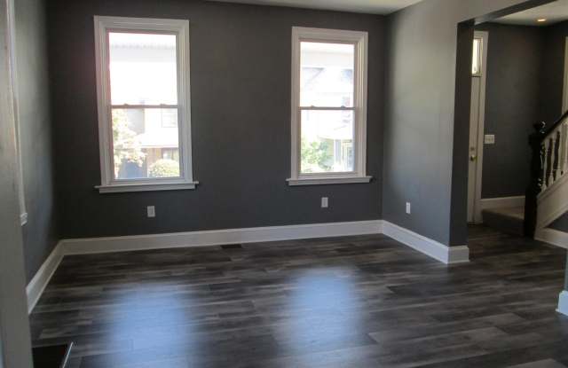 4207 VALLEY VIEW AVENUE Gallery 3