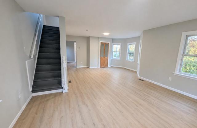 102 West Cohawkin Road Gallery 3
