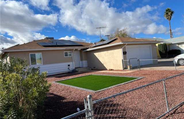 381 Wisteria Avenue photos photos