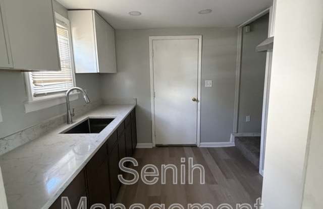 8046 Beatrice Gallery 2