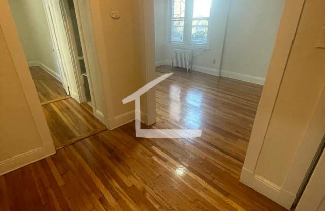 Large 1 bed unit along the Green Line in Brighton. photos photos