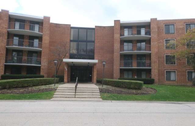 1605 E Central Road photos photos