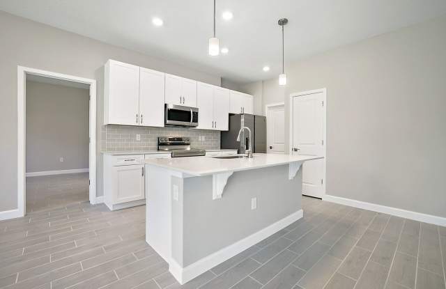 Enjoy modern living in this rental home Gallery 4
