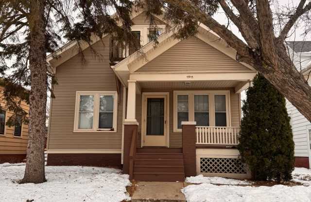 1911 Geneva Street photos photos