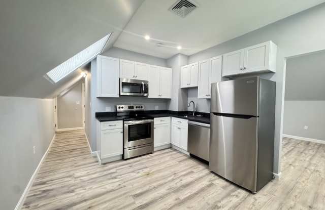 257 Willard St photos photos