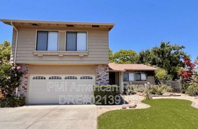 3552 Larchmont Court photos photos