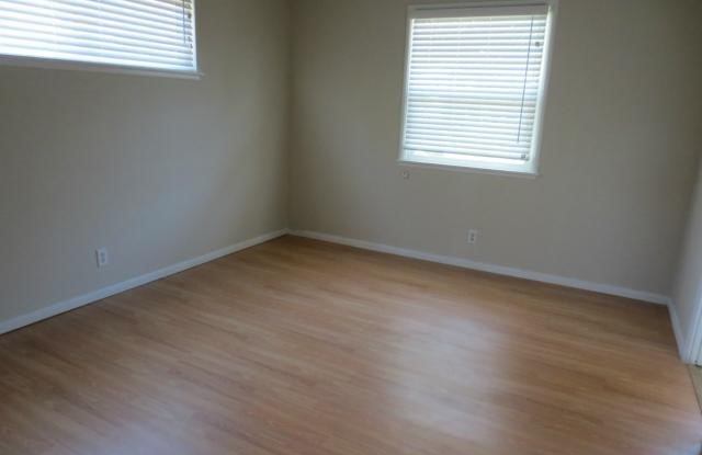 15979 Los Altos Drive Gallery 3