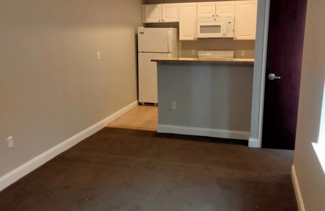 206-210 Farmington Avenue - 201 photos photos