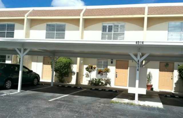 Coming Soon, SW area Condo with a pool - Water Included photos photos Coming Soon, SW area Condo with a pool - Water Included photos photos