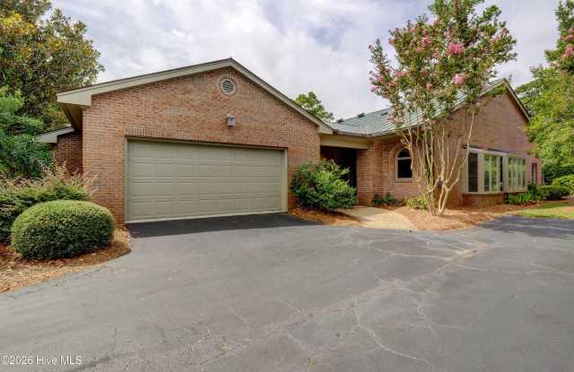 1708 Signature Place Gallery 1