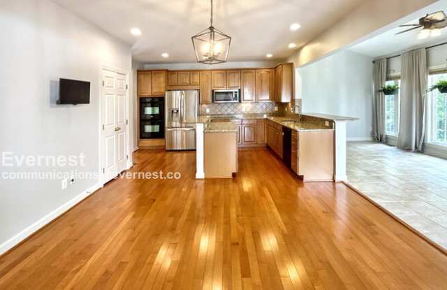 1013 Dorthea Court Gallery 2
