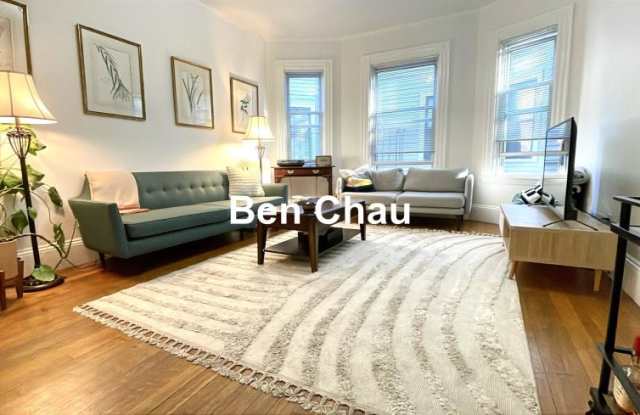 19 Trowbridge St. photos photos