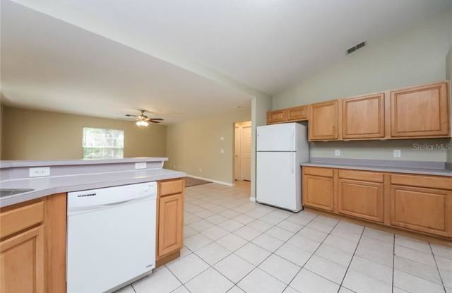 355 THOUSAND OAKS BOULEVARD Gallery 4