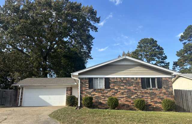 1220 Twin Lakes Dr - 1220 Twin Lakes Drive, Little Rock, AR 72205