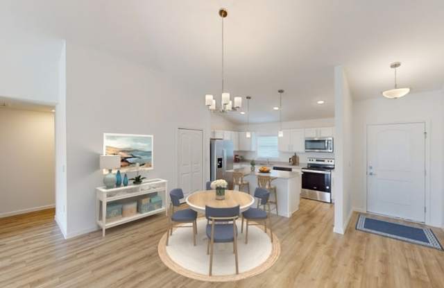 1591 Rushmore Avenue Southeast Gallery 2