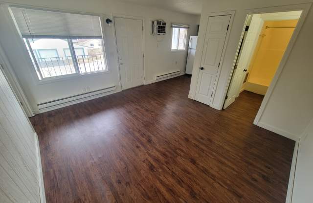 1738 La Cres St photos photos