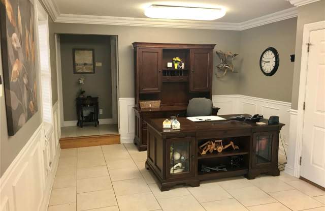 6197 Old Alton Edwardsville Drive Gallery 4