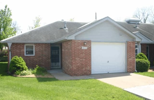 1013 Forest Hills Lane - 1013 Forest Hill Lane, Leavenworth, KS 66048