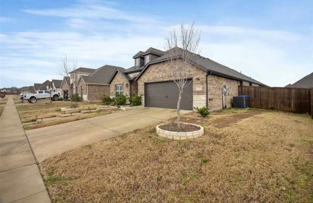 525 Redbud Drive photos photos