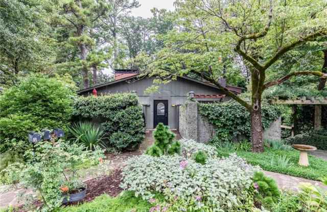 882 Amsterdam Avenue NE - 882 Amsterdam Avenue Northeast, Atlanta, GA 30306