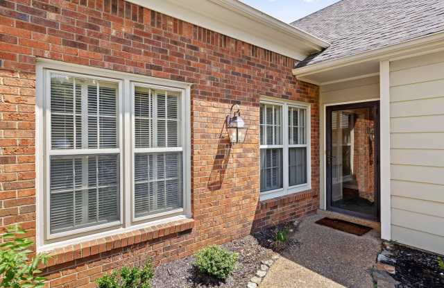 8604 SANDPOINT Dr Gallery 3
