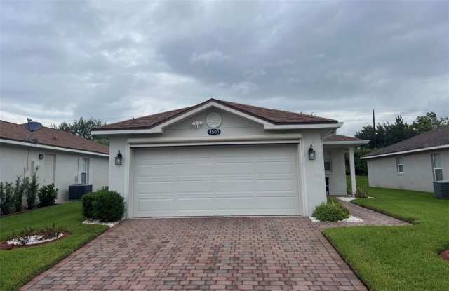 4500 TURNBERRY Lane Gallery 1