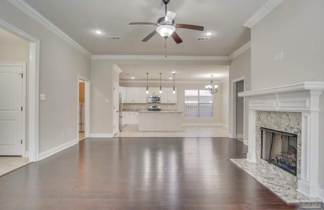 1752 Waterbury Way Gallery 4