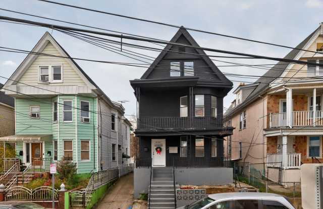 107 BROWN PL photos photos