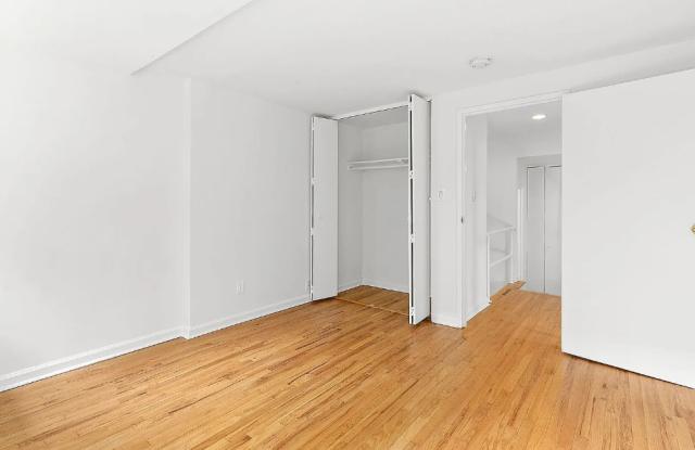 205 E 12th St Gallery 3