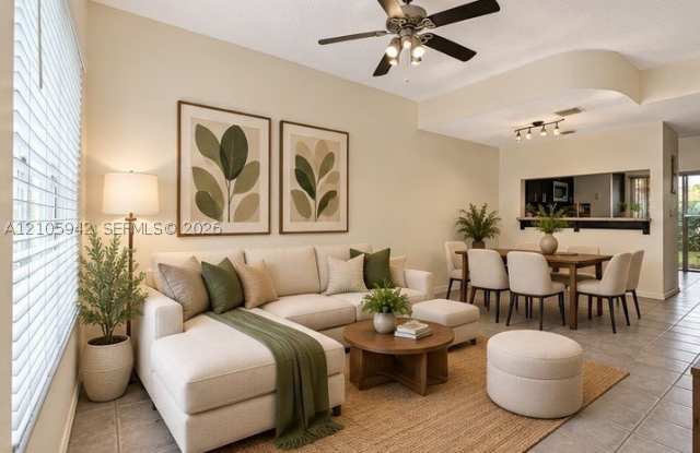 271 Duval Ct Gallery 3