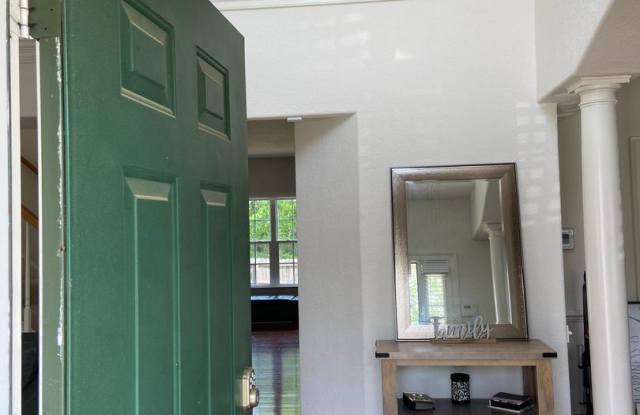 6308 Orchard Cove Court Gallery 4