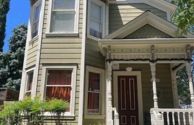 1126 25th Street - 2 photos photos