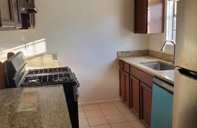 5537 OAKBRIAR Circle Gallery 4