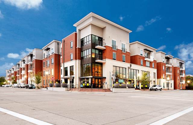 Liv+ Arlington - Student Housing Gallery 4