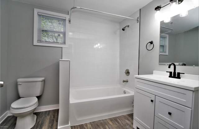 4634 Southcrest Dr Gallery 3