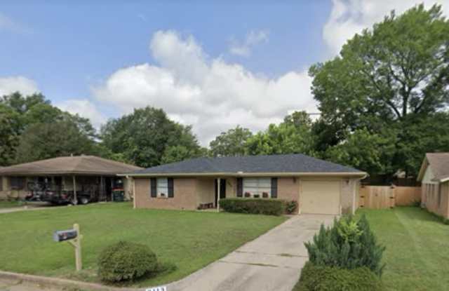 3113 Greg Lane photos photos