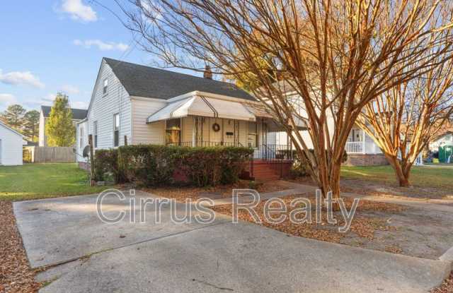1914 Roanoke Ave - 1914 Roanoke Avenue, Portsmouth, VA 23704
