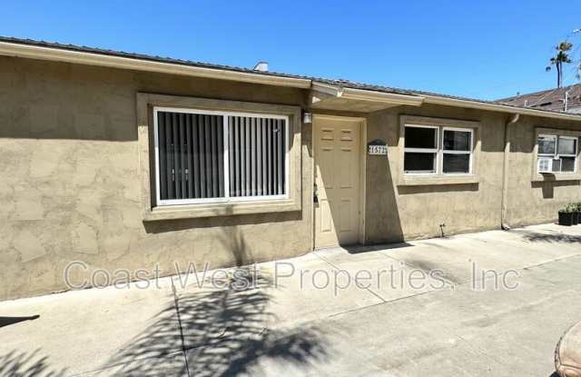 1572 Reed Ave photos photos