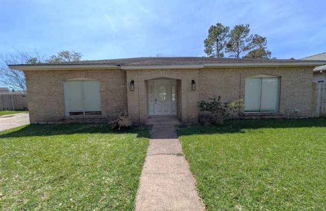 5845 Woodway Dr. Beaumont, TX 77707 photos photos