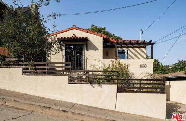 1617 Armitage St - 1617 Armitage Street, Los Angeles, CA 90026