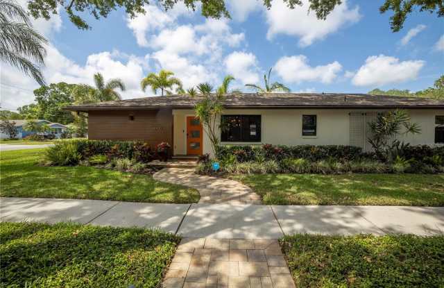 4400 8TH STREET N - 4400 8th Street North, St. Petersburg, FL 33703