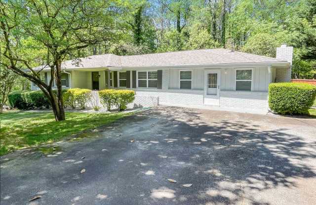 Renovated 3BR Brick Ranch - East Cobb photos photos