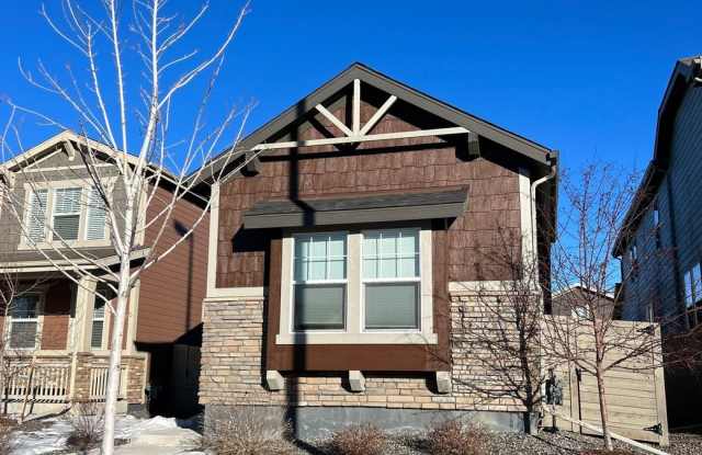 Charming 3BR House in Denver Gallery 3