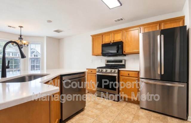 2195 Highland Gate Drive Gallery 4