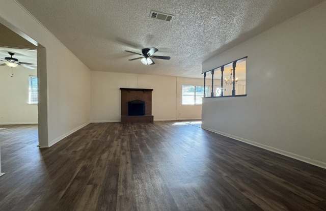 208 Prairie Wind Boulevard Gallery 2
