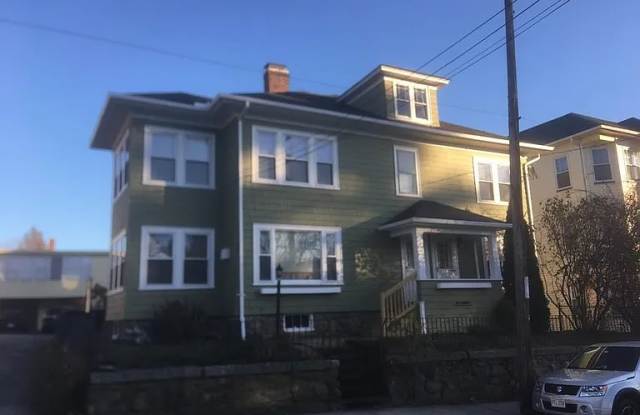 89 Elm St - 89 Elm Street, Southbridge Town, MA 01550