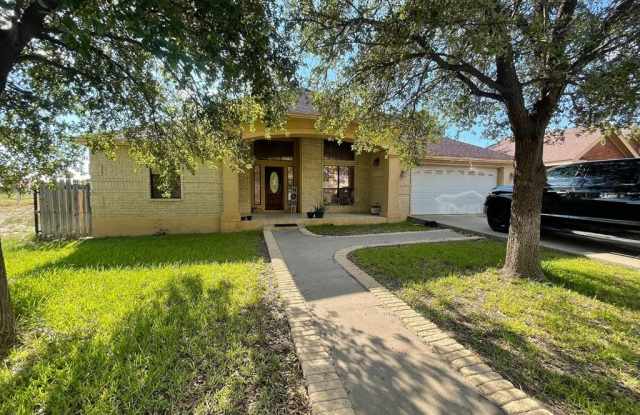 1637 Raintree Drive - 1637 Raintree Drive, Eagle Pass, TX 78852