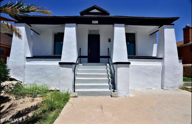 2111 PORTLAND Avenue unit: 3 photos photos