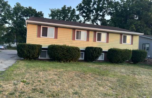 1540 Burcham Drive photos photos