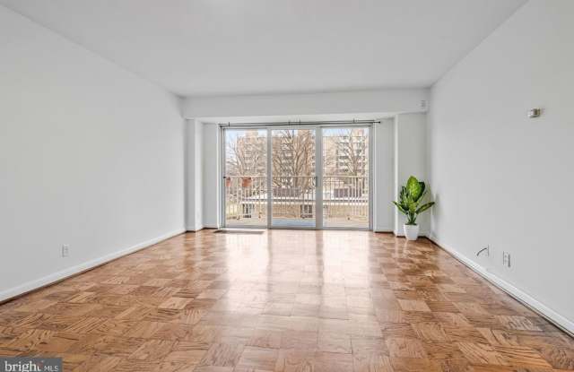 560 N SW unit: N409 photos photos 560 N SW unit: N409 photos photos